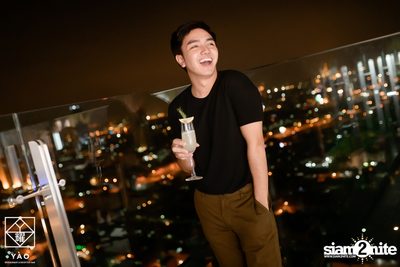 Friday Night ที่ Yao Restaurant & Rooftop Bar — photo 63
