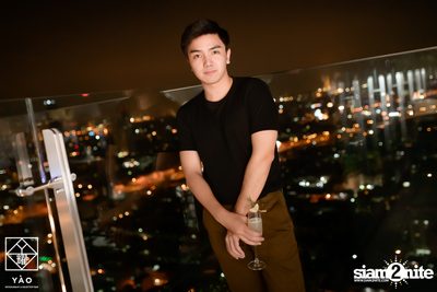 Friday Night ที่ Yao Restaurant & Rooftop Bar — photo 65