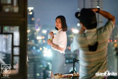 Friday Night ที่ Yao Restaurant & Rooftop Bar — photo 80