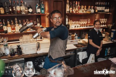 Ladies Night ft. Chalong Bay Rum ที่ร้านฮาวาน่า โซเชี่ยล — photo 56