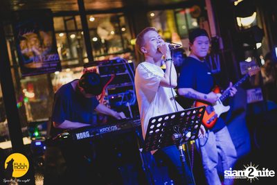 Ink Waruntorn at Fullmoon Terrace & Bar — photo 11
