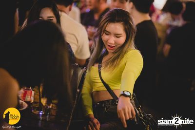 Ink Waruntorn at Fullmoon Terrace & Bar — photo 34