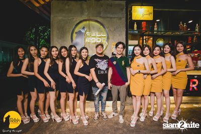 Ink Waruntorn at Fullmoon Terrace & Bar — photo 37