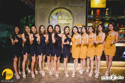 Ink Waruntorn at Fullmoon Terrace & Bar — photo 38