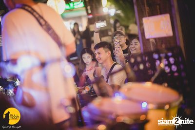 Ink Waruntorn at Fullmoon Terrace & Bar — photo 62