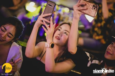 Ink Waruntorn at Fullmoon Terrace & Bar — photo 97