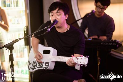 คอนเสิร์ต Portrait ที่ Bottle Rocket Craft Beer Bar — photo 62