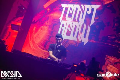 Wiwek at Maya Club — photo 3