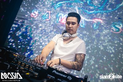 Wiwek at Maya Club — photo 49