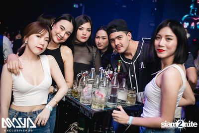 Wiwek at Maya Club — photo 56