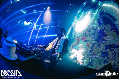 Wiwek at Maya Club — photo 96