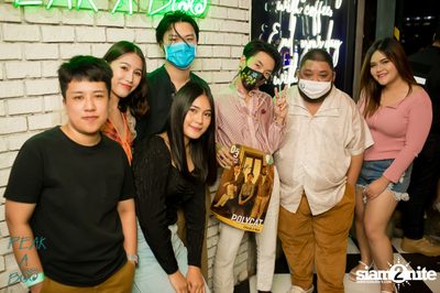 POLYCAT ที่ Peak-A-Boo Bar — photo 69