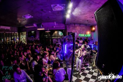 POLYCAT ที่ Peak-A-Boo Bar — photo 109