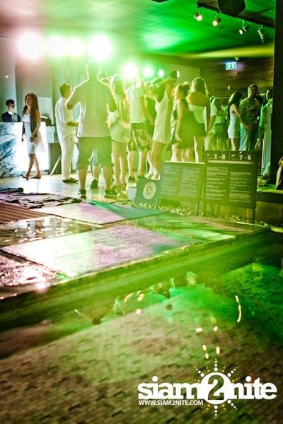 So KOOL WHITE POOL PARTY — photo 129