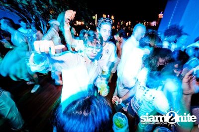 So KOOL WHITE POOL PARTY — photo 49