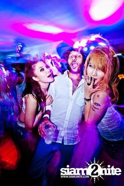 So KOOL WHITE POOL PARTY — photo 95