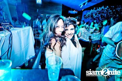 So KOOL WHITE POOL PARTY — photo 116