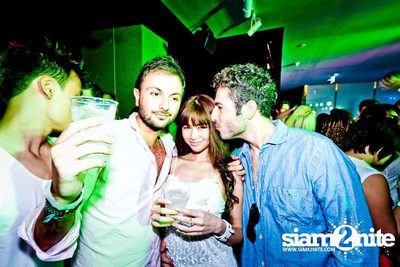 So KOOL WHITE POOL PARTY — photo 59