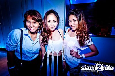 So KOOL WHITE POOL PARTY — photo 91