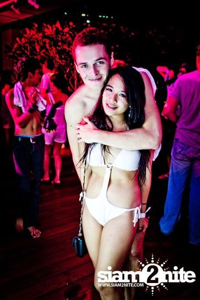 So KOOL WHITE POOL PARTY — photo 151