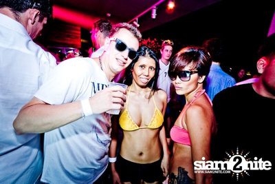 So KOOL WHITE POOL PARTY — photo 78