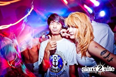 So KOOL WHITE POOL PARTY — photo 93