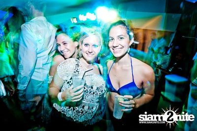 So KOOL WHITE POOL PARTY — photo 97