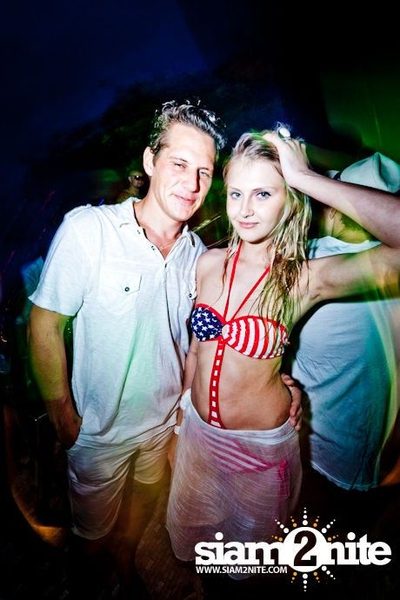 So KOOL WHITE POOL PARTY — photo 16