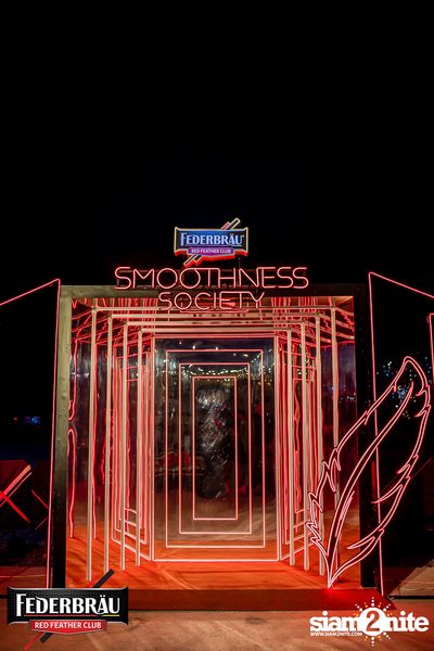 Federbräu Red Feather Club presents Smoothness Society ที่ร้าน Fat Boy Tavern — photo 5