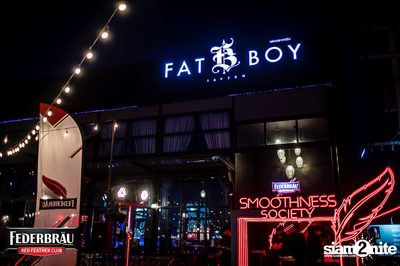Federbräu Red Feather Club presents Smoothness Society ที่ร้าน Fat Boy Tavern — photo 6