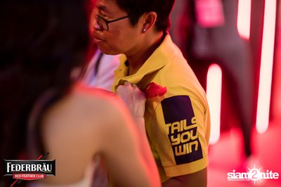 Federbräu Red Feather Club presents Smoothness Society ที่ร้าน Fat Boy Tavern — photo 54