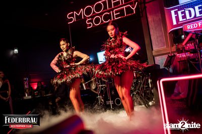 Federbräu Red Feather Club presents Smoothness Society ที่ร้าน Fat Boy Tavern — photo 86