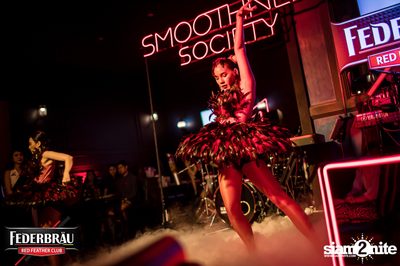 Federbräu Red Feather Club presents Smoothness Society ที่ร้าน Fat Boy Tavern — photo 88