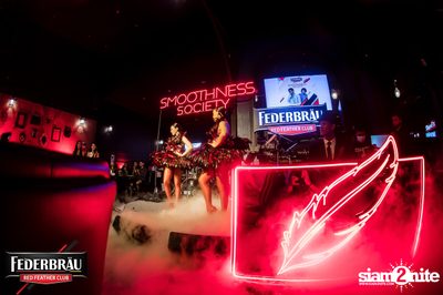 Federbräu Red Feather Club presents Smoothness Society ที่ร้าน Fat Boy Tavern — photo 89