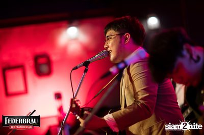 Federbräu Red Feather Club presents Smoothness Society ที่ร้าน Fat Boy Tavern — photo 110