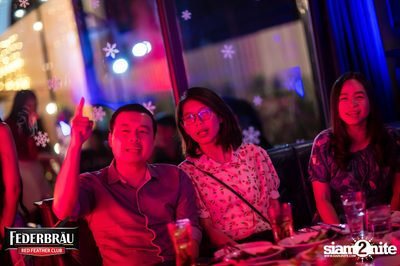 Federbräu Red Feather Club presents Smoothness Society ที่ร้าน Fat Boy Tavern — photo 118