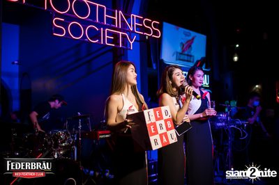 Federbräu Red Feather Club presents Smoothness Society ที่ร้าน Fat Boy Tavern — photo 123
