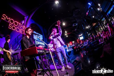 Federbräu Red Feather Club presents Smoothness Society ที่ร้าน Fat Boy Tavern — photo 165