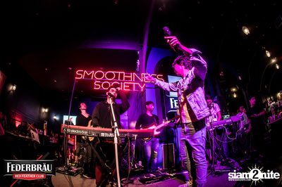 Federbräu Red Feather Club presents Smoothness Society ที่ร้าน Fat Boy Tavern — photo 169