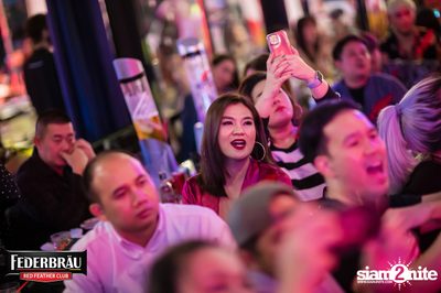 Federbräu Red Feather Club presents Smoothness Society ที่ร้าน Fat Boy Tavern — photo 184