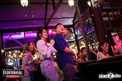 Federbräu Red Feather Club presents Smoothness Society ที่ร้าน Fat Boy Tavern — photo 185