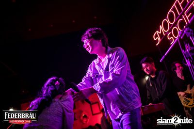 Federbräu Red Feather Club presents Smoothness Society ที่ร้าน Fat Boy Tavern — photo 187