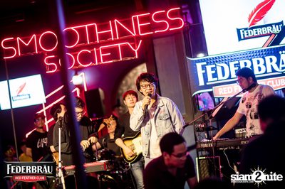 Federbräu Red Feather Club presents Smoothness Society ที่ร้าน Fat Boy Tavern — photo 204