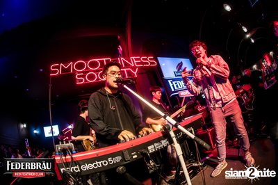 Federbräu Red Feather Club presents Smoothness Society ที่ร้าน Fat Boy Tavern — photo 215