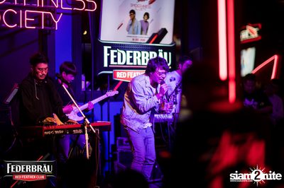 Federbräu Red Feather Club presents Smoothness Society ที่ร้าน Fat Boy Tavern — photo 220