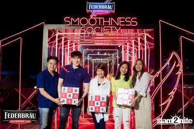 Federbräu Red Feather Club presents Smoothness Society ที่ร้าน Fat Boy Tavern — photo 238