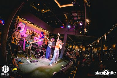 Zom Marie ที่ Begin Bar & Bistro — photo 30