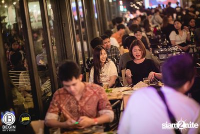 Zom Marie ที่ Begin Bar & Bistro — photo 61