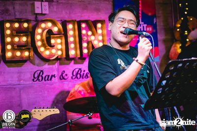 Zom Marie ที่ Begin Bar & Bistro — photo 84