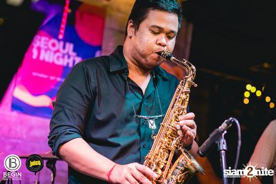 Zom Marie ที่ Begin Bar & Bistro — photo 89